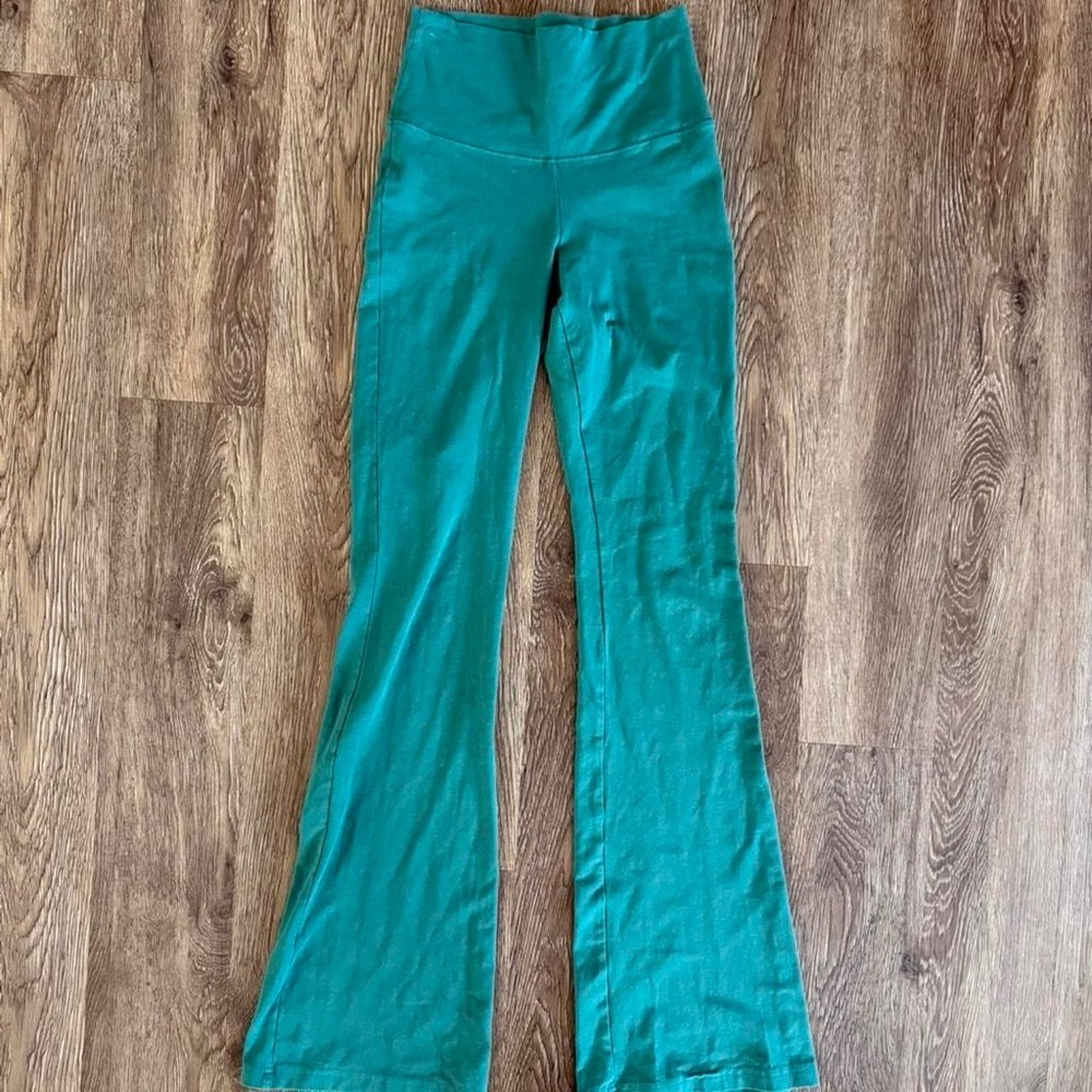 TNA flare leggings